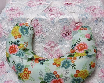 Light Blue Floral Post-op mastectomy lumpectomy breast cancer surgery pillow with adjustable strap and ice pack pocket