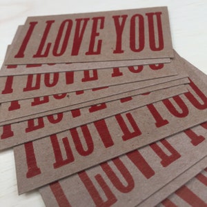 I LOVE YOU Mini Letterpress Wood Type Cards 20 Pack étiquettes cadeaux, Saint-Valentin, mariage ou douche favorise l'enceinte de décorations, note de déjeuner image 6