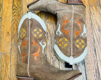 JUSTIN COWBOY BOOTS roughouts suede leather, compass design, vintage cowgirl boots, western wear, two stepping, Ft Worth