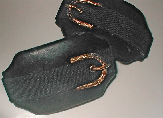 Nifty Black Buckled Shoe Clip - image 1
