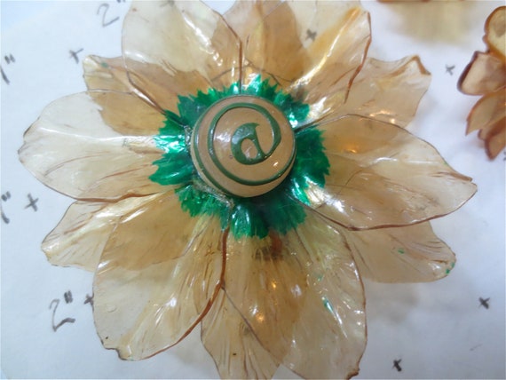 Palest Yellow Celluloid Flower Brooch and Flower … - image 10