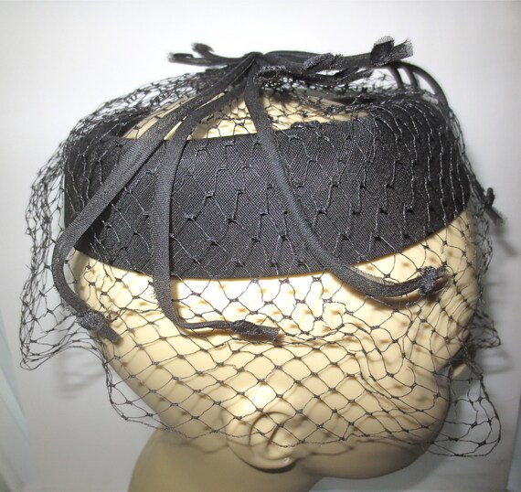 Charming Spider Black Veiled Hat - Cocktail Dress… - image 5