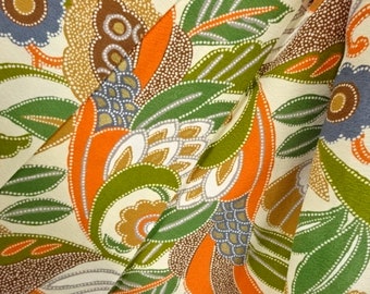 Floral kimono silk crepe fabric green orange paisley 14x48" clothing sewing design projects upholstery craft quilting retro Japanese vintage