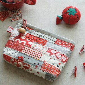 PDF Scrappy Zipper Pouch Sewing Pattern in 3 sizes image 5