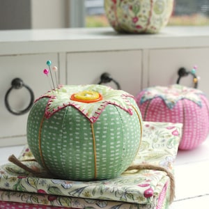 PDF Sewing Pattern for Tomato Pincushions Instant Download image 3