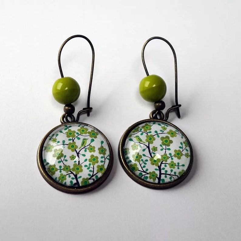 Boucles d'oreilles pendantes illustrées Arbre du verdier image 2