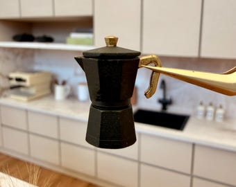 1:12 Scale Moka Coffee Pot – Modern Dollhouse Accessories (Resin)