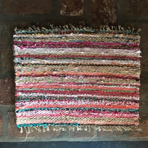 Country chic small handmade rag rug, table mat, in shades of pink image 7