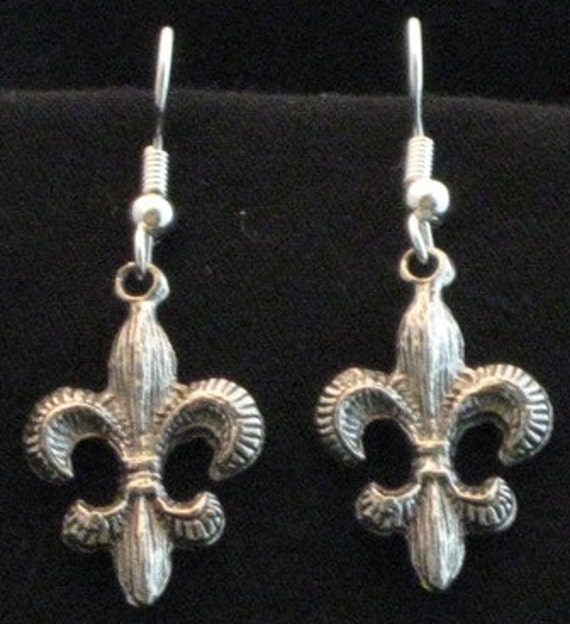 New Orleans Fleur De Lis Earrings Textured Pewter Joan of Arc