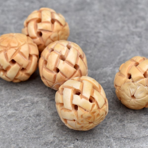 Large Carved Woven Antiqued Chinese Bone Ball Bead ~ 25mm ~ Sold individually