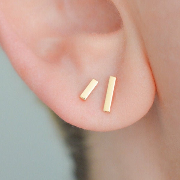 Solid 14k gold staple bar line stud earrings dainty for minimalist men or women with sensitive ears