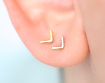 Chevron stud earrings made of brass and sterling silver