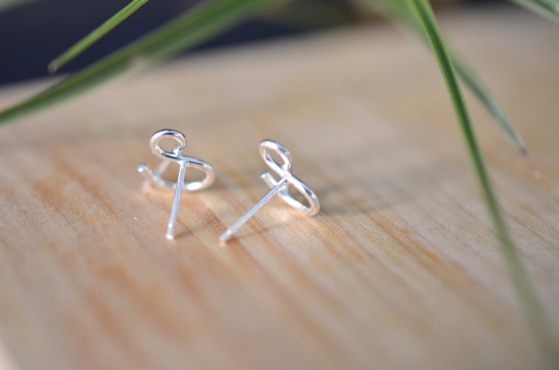 Monogram ampersand silver stud earrings, gift for her, dainty stud earrings, gift for bridesmaid, gift for teacher image 4