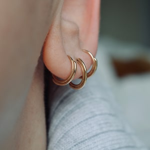 Double layer hoop earrings in solid 14k yellow gold with 8mm inner diameter image 5