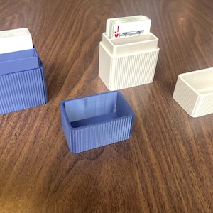 Boîte de rangement pour cartes à jouer avec couvercle - Étui de rangement moderne pour jeux de cartes - Convient aux cartes de la taille d'un poker - Accessoire de jeu de voyage