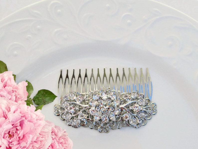 vintage style Silver hair clip Decorative Comb Wedding hair Comb Bridal hair clip Wedding Hair accessory crystal comb Bridal Barrette