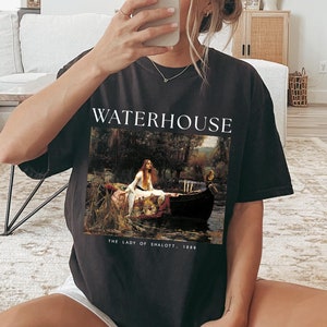 T-shirt Waterhouse Lady of Shalott, vintage Art Tee, Cadeau pour les amateurs d’art, Esthétique, T-shirt Romantisme Art, Dark academia, Vêtements d’automne