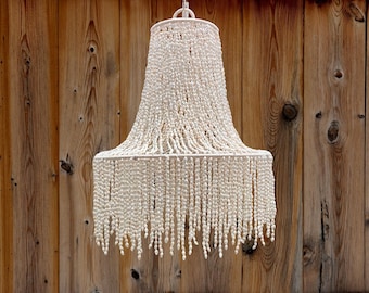 Lustre de conchas feito à mão: Boho Coastal Lighting (40 x 55 cm)