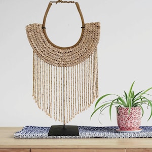 Tribal Muschelkette: Papua Art Decor, Kaurimuscheln