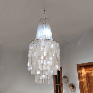 Pantalla de lámpara colgante de iluminación Capiz hecha a mano, lámpara de techo de araña de concha Capiz para decoración del hogar, regalo para ella