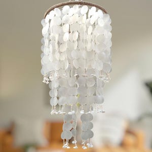 Lámpara de araña hecha a mano, lámpara colgante, pantalla de lámpara, luz de techo para sala de estar, decoración costera y decoración tropical