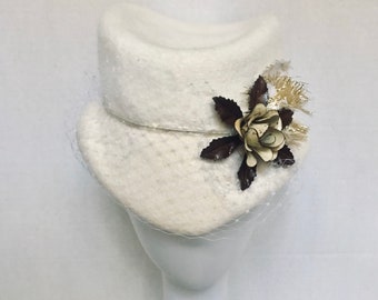 White velour  Hat, Wedding hat, Dinér en Blanc