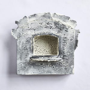 Ceramic nicho