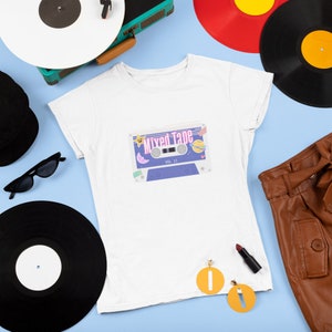 Mixed Tape, Vintage, Rock n Roll, Camiseta Estampada para Homens e Mulheres | Gola Redonda Elegante e Confortável com Mangas Curtas