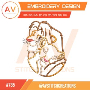 Puede incluir: Diseño de bordado con un león y una leona en un estilo de arte lineal. El diseño incluye el texto "EMBROIDERY DESIGN" y el logotipo "AV STITCH CREATIONS". El diseño está en tonos de marrón, crema y marrón, con una lengua rosa. El número de diseño es #785.