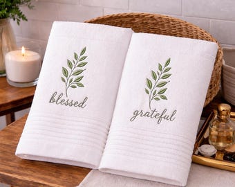 Embroidered Hand Towel | Monogrammed Wedding Gift | Custom Hand Towel | Hostess Gift Ideas | Housewarming Gift | Botanical Towels