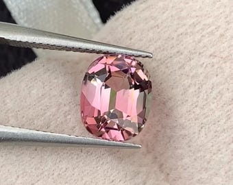 Pink Turmalin Edelstein: 2.20CT Kissenschliff, Afghanistan Herkunft
