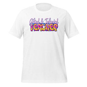 Camiseta unisex Tie-Dye dotada y talentosa