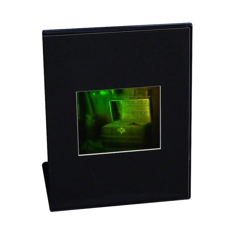 Homogram Desk 3D Attic Trunk Hologram (DESK STAND), Collectible Silver Halide Film ...