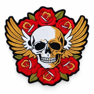 Grote geborduurde patch Skull Wings-rozen – Gothic bikerjack-appliqué