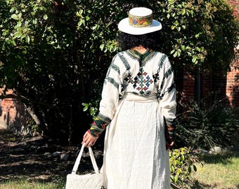Sombrero y bolso a juego de Gondar Design