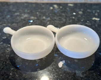 Milk glass bowls w handles