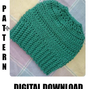 Messy Bun Beanie Crochet Pattern, Crochet Beanie Pattern, Digital Download, Ponytail Beanie Pattern