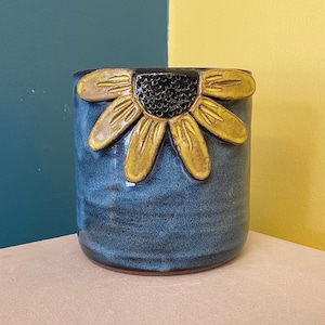 Black Eyed Susan Utensil Holder