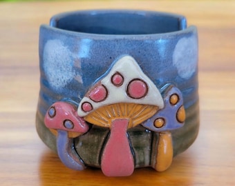 Mushroom Sponge Holder. Handmade Pottery. New item!
