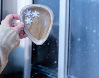 Snowflake Spoon Rest. Handmade Pottery. Perfect Gift For Anyone Who Loves The Snow!