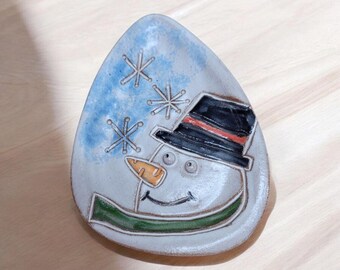 Carved Snowman Spoon Rest. Handmade Pottery.