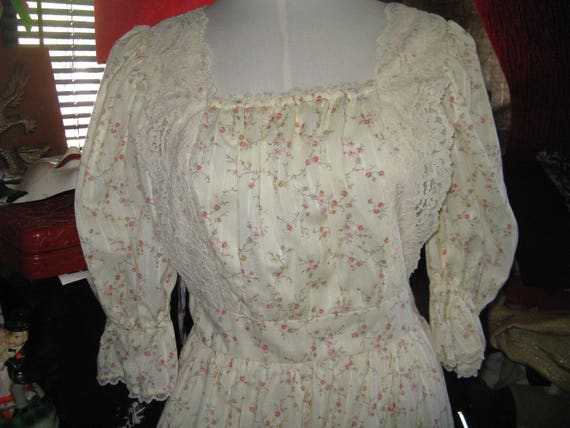 Vintage 1970s handmade Gunne Sax style prom or we… - image 2