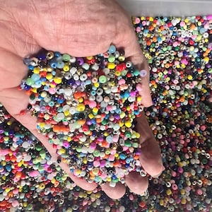Seed Beads 6/0 4mm Glass Pony Beading DIY Craft Jewelry Making Assorted Mixed Colors, Large Bulk Set of Beads (Multi Colored 3/4 Pound) zdjęcie 1