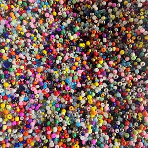 Seed Beads 6/0 4mm Glass Pony Beading DIY Craft Jewelry Making Assorted Mixed Colors, Large Bulk Set of Beads (Multi Colored 3/4 Pound) zdjęcie 2
