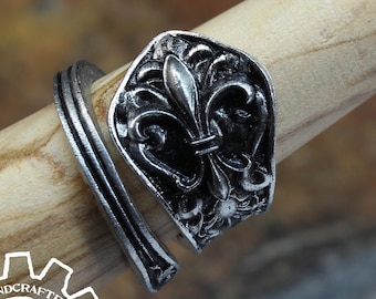 Fleur-de-lis Ring - Adjustable - Wrap Style - Handcrafted by Doctor Gus - Beautiful Antique Inspired Ring