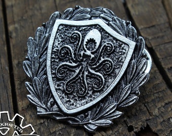 Octopus Heraldic Badge - Heraldry Cosplay Pin - Handcrafted Pewter Accessories by Doctor Gus - RPG LARP Roleplaying Enamel Pin Badge SCA