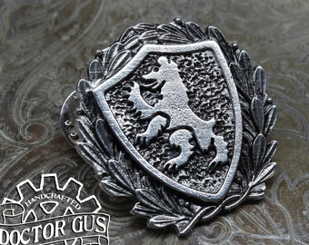 Bear Heraldic Badge - Heraldry Cosplay Pin - Handcrafted Pewter Accessories by Doctor Gus - RPG LARP Roleplaying Enamel Pin Badge SCA