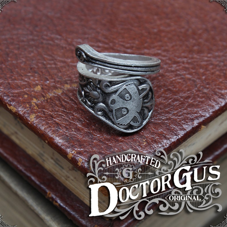 Raccoon Ring Adjustable Wrap Style Handcrafted by Doctor Gus Beautiful Antique Inspired Ring image 4