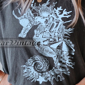 Sea Horse Shirt, Cute Ocean Lovers T-Shirt, Seahorse Tee Shirt, Floral Seahorse Tee, Ocean Animal Shirt, Summer Vacation Shirt, Beach Shirt