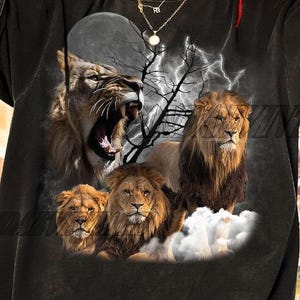 Three Lion Vintage Graphic T-Shirt, Retro Lion Moon Tshirt, Lion Lovers Shirt, Lion Lovers Gift, Animal Lovers Shirt, Lion Shirt, Lion Gift